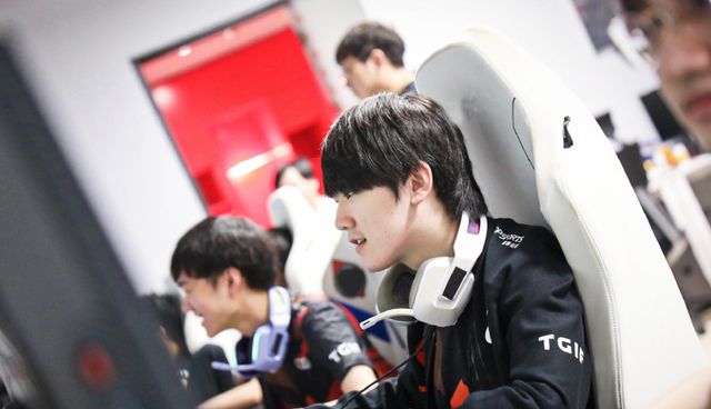 布伦特福德 布伦特福德