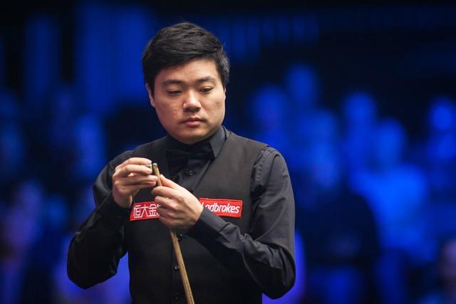 发行方盯着 发行方盯着